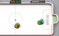 Neste jogo tipo airhockey tenta derrotar o teu advers�rio com a ajuda de carrinhos de choque!  