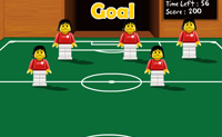 Speel een leuk potje tafelvoetbal. Elke keer dat de bal voorbij rolt, krijg je een kans om de bal in het doel te schieten. Scoor zoveel doelpunten als je kunt voor de minuut voorbij is. Veel plezier!